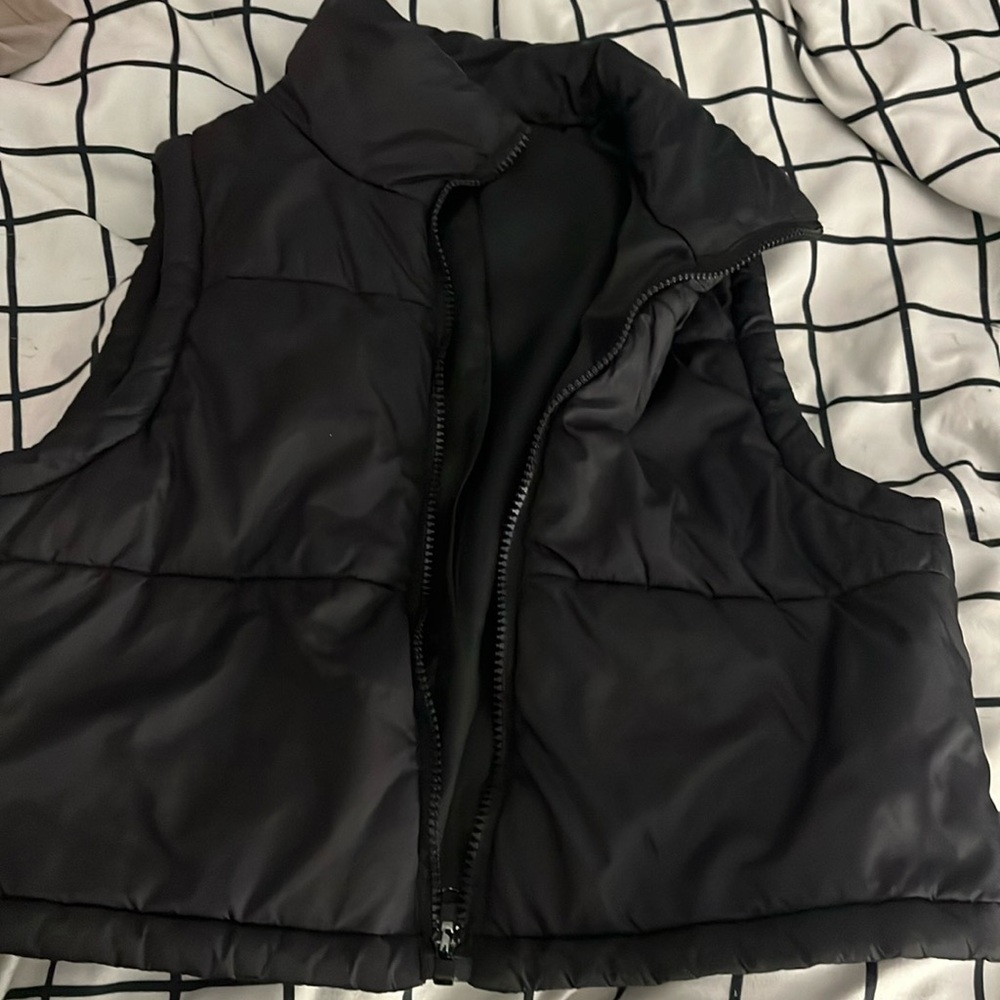 Cropped black vest